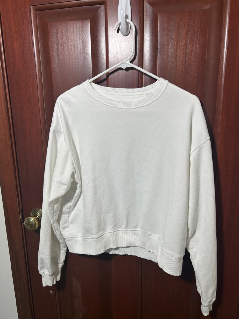 American Eagle White Crewneck Pullover